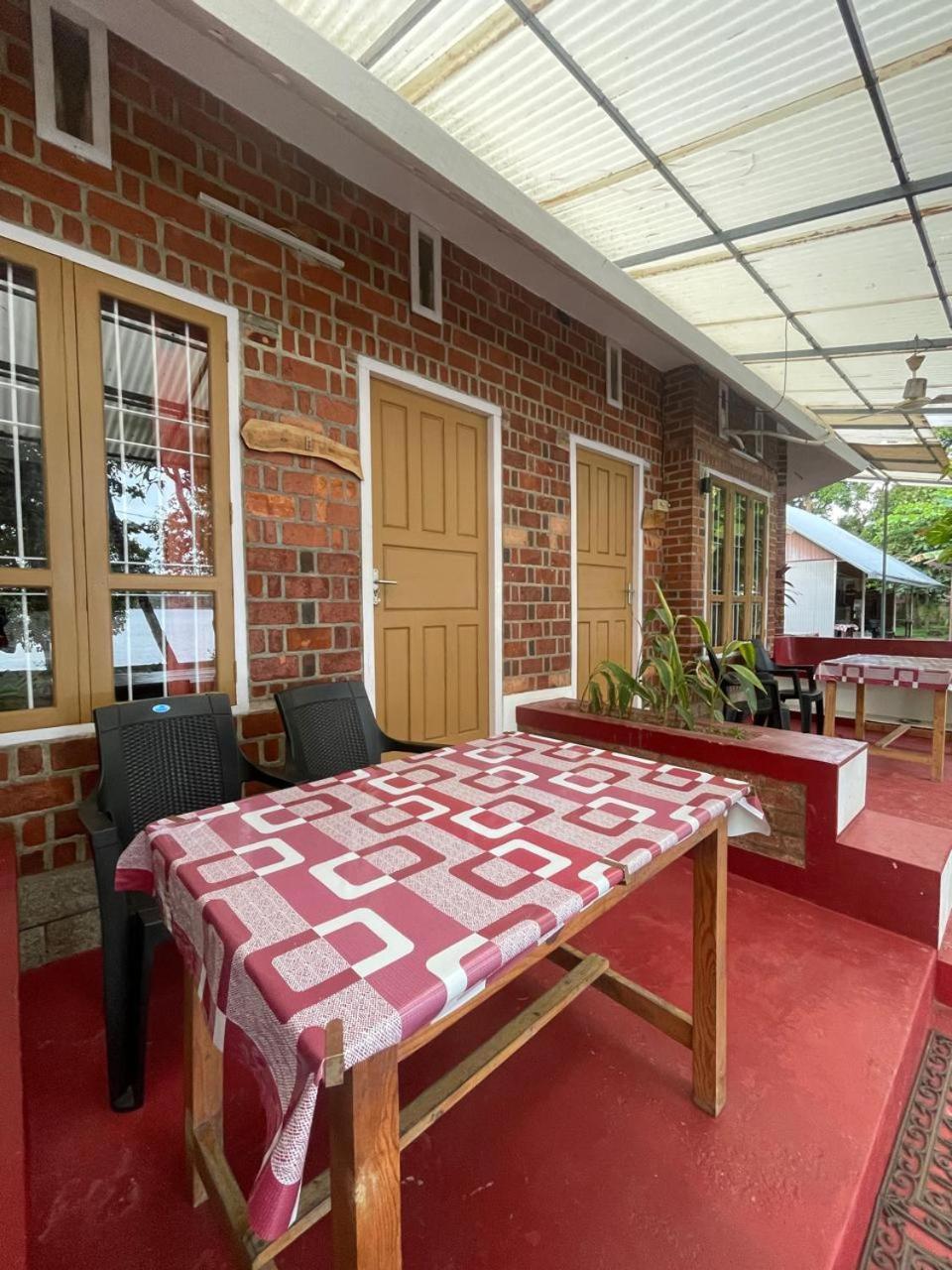 Ashtamudivillas Kollam Exterior foto