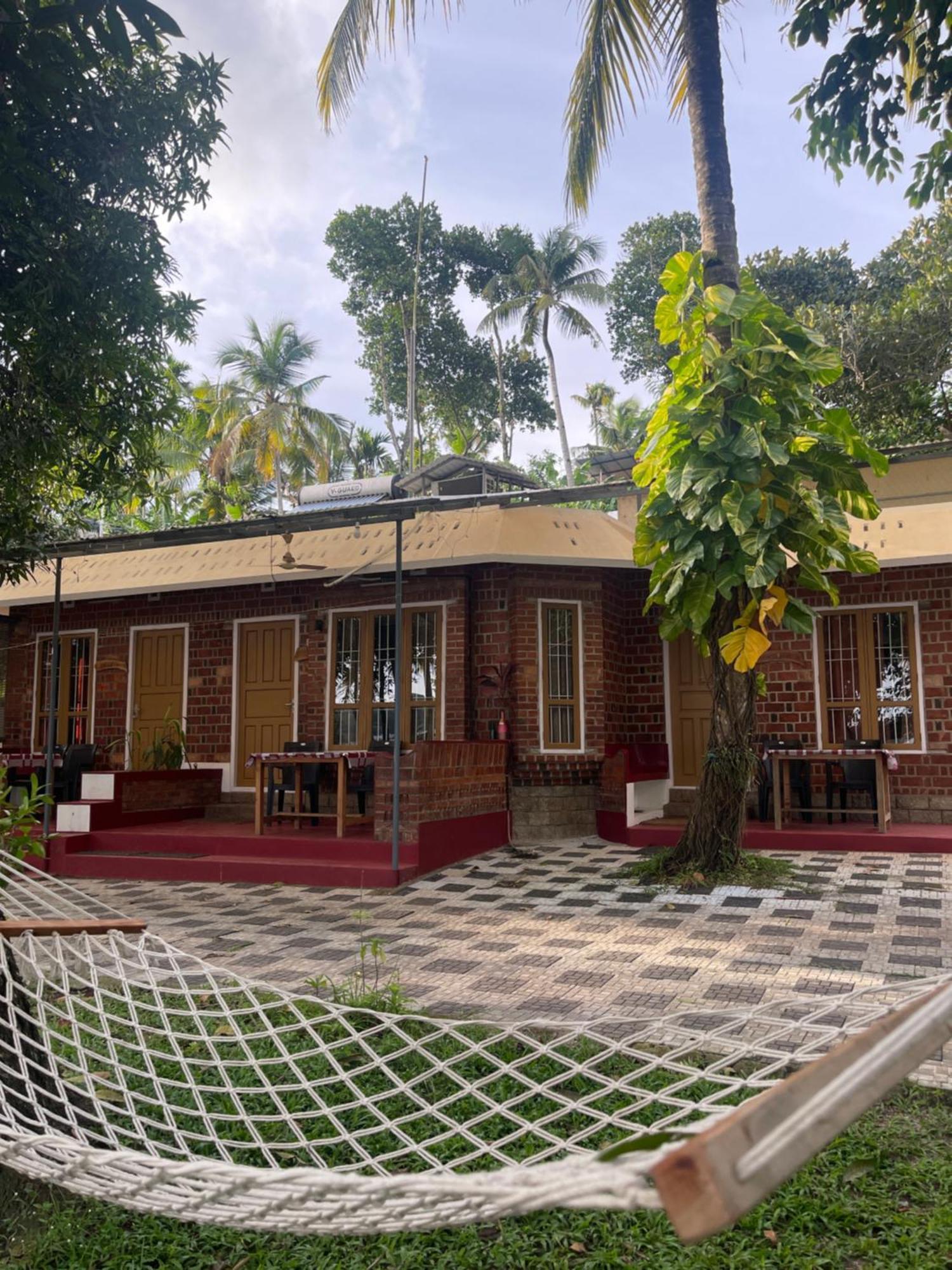 Ashtamudivillas Kollam Exterior foto